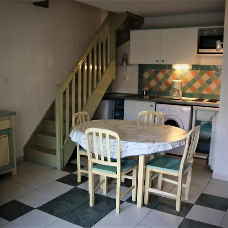 Les Toscanes - 3 Pieces Pour 6 Personnes 574 Agde