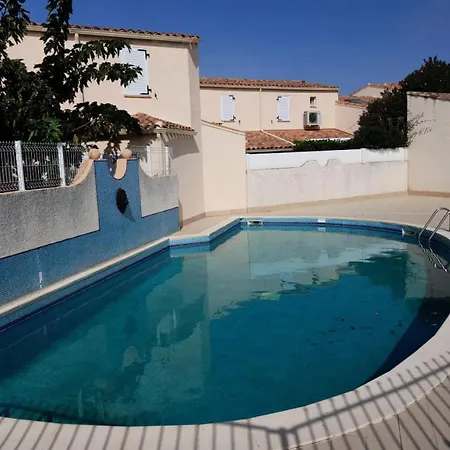 Les Toscanes - 3 Pieces Pour 6 Personnes 574 * Agde